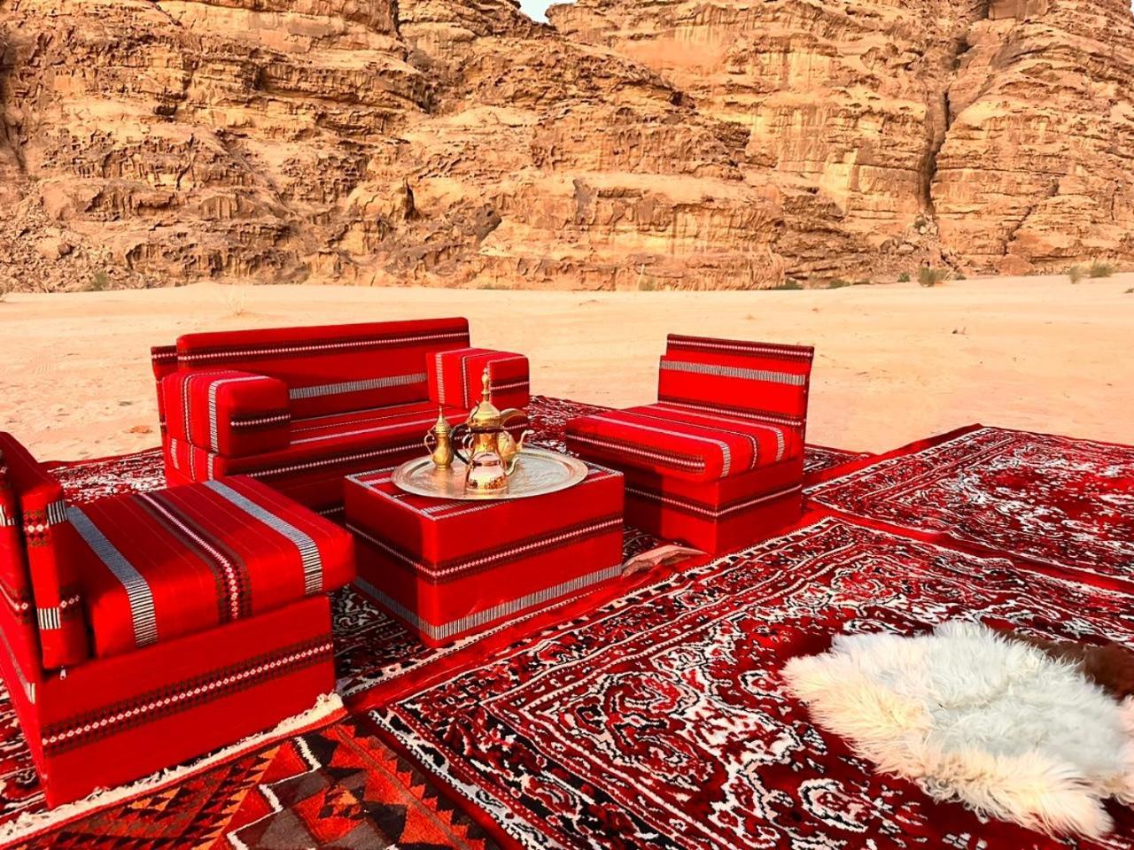 Wadi Rum Sky Camp Екстериор снимка