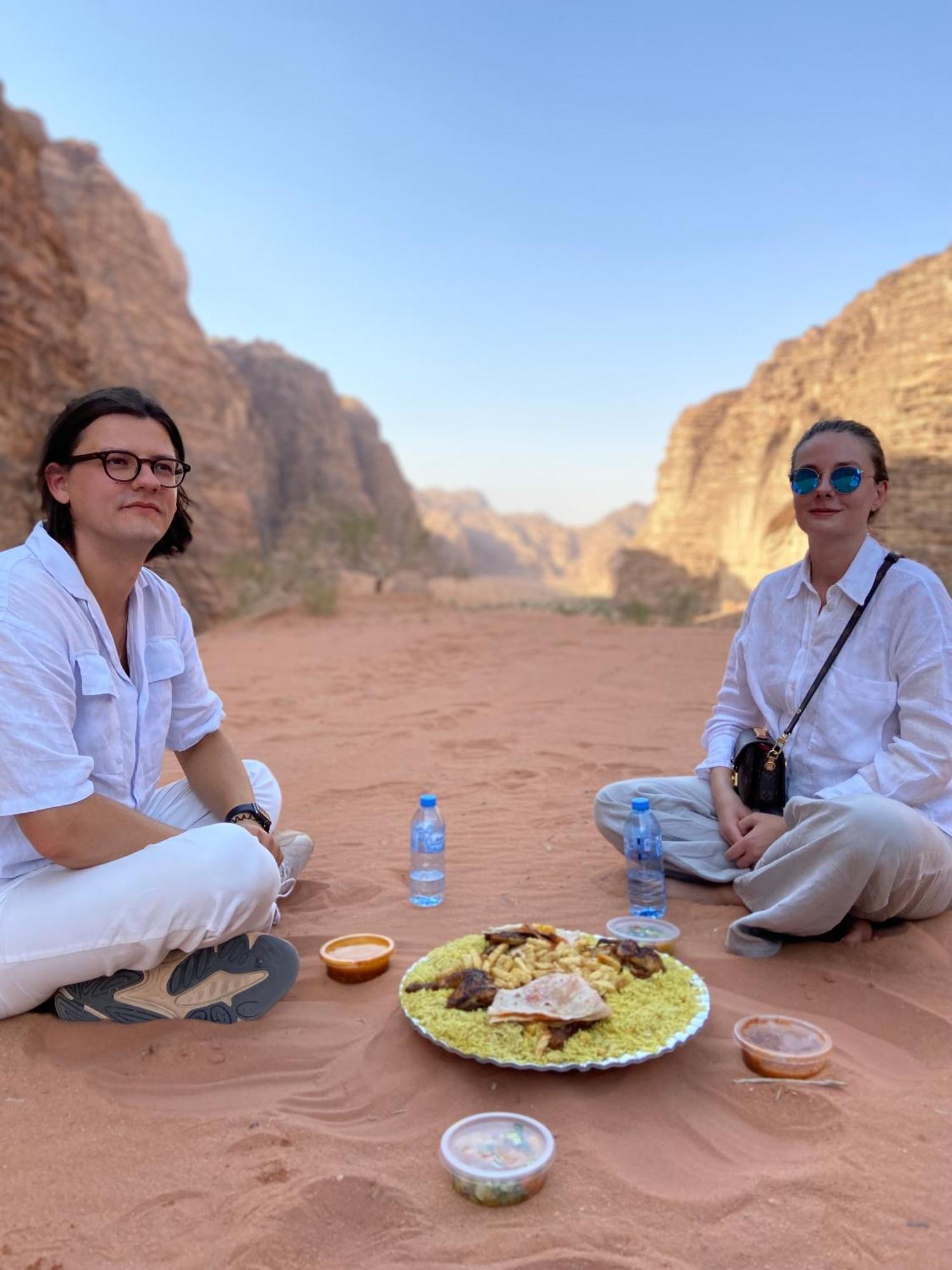 Wadi Rum Sky Camp Екстериор снимка