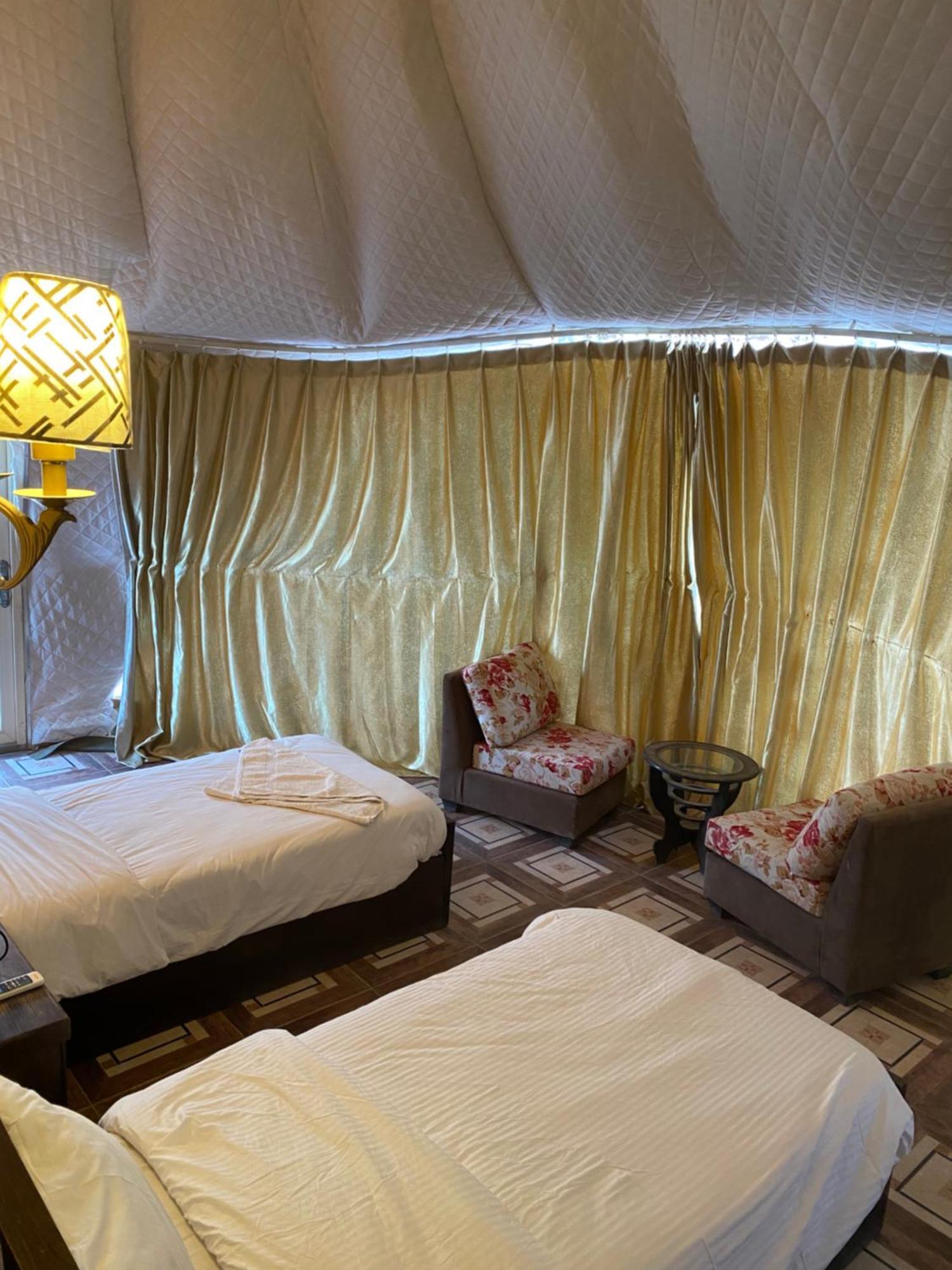 Wadi Rum Sky Camp Екстериор снимка