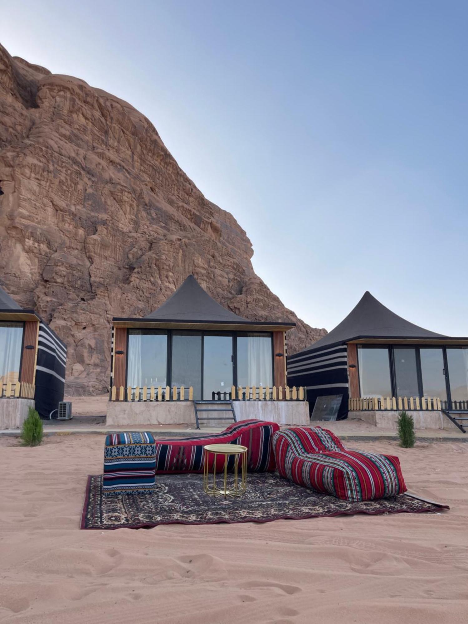 Wadi Rum Sky Camp Екстериор снимка