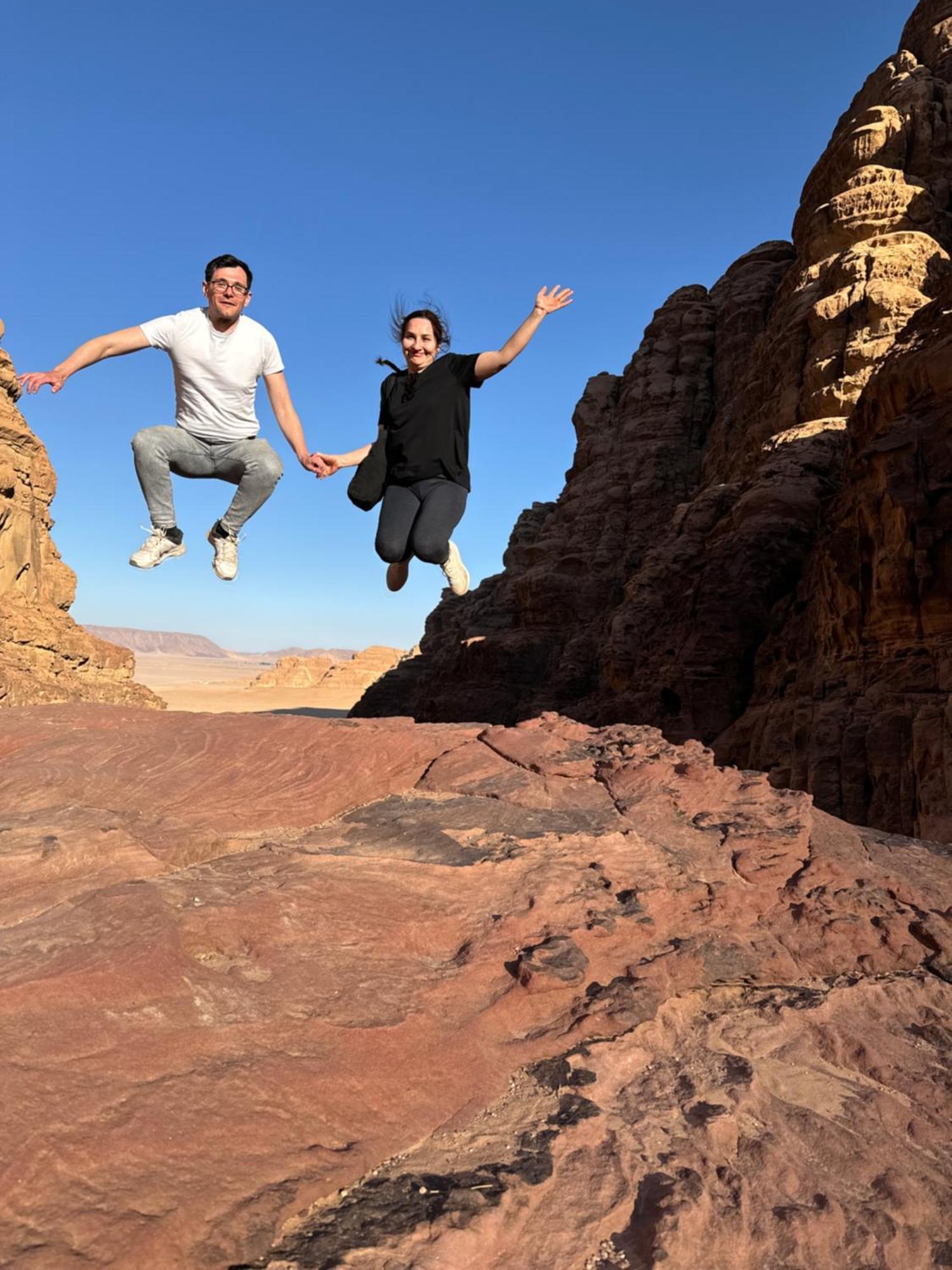 Wadi Rum Sky Camp Екстериор снимка